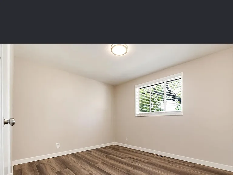 1120 W Oxford Ave — Photo 5