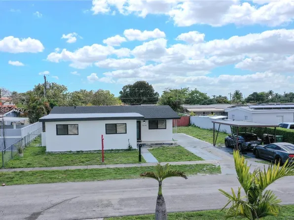 1014 W 66th St, Hialeah, FL 33012