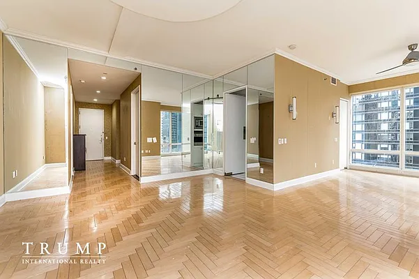 Sold by Trump International Realty | media 2