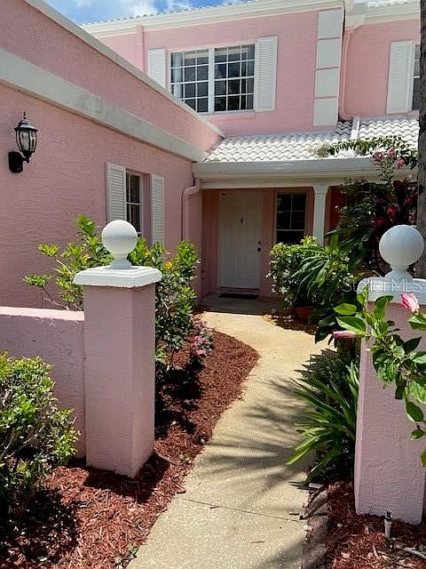 1st image of 4899 Walden Cir