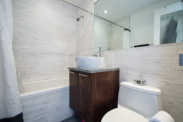 Sold by Brick&Mortar | media 23