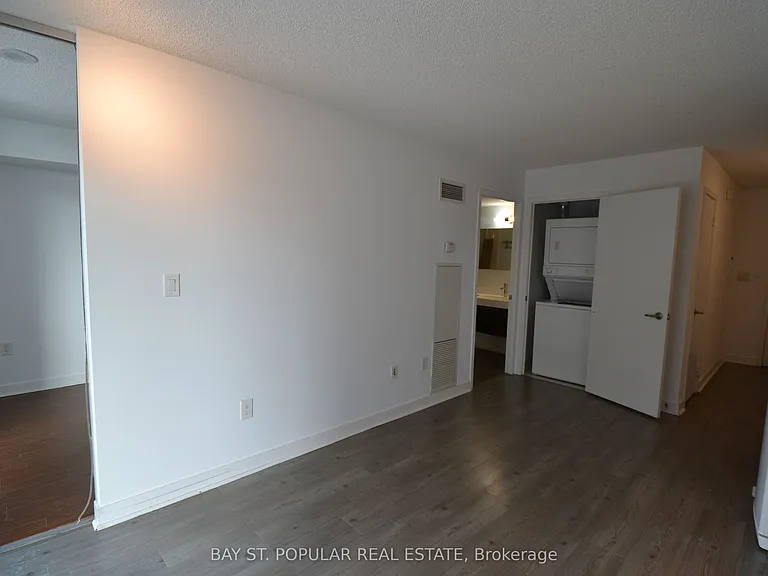 4K Spadina Ave #629 — Photo 7