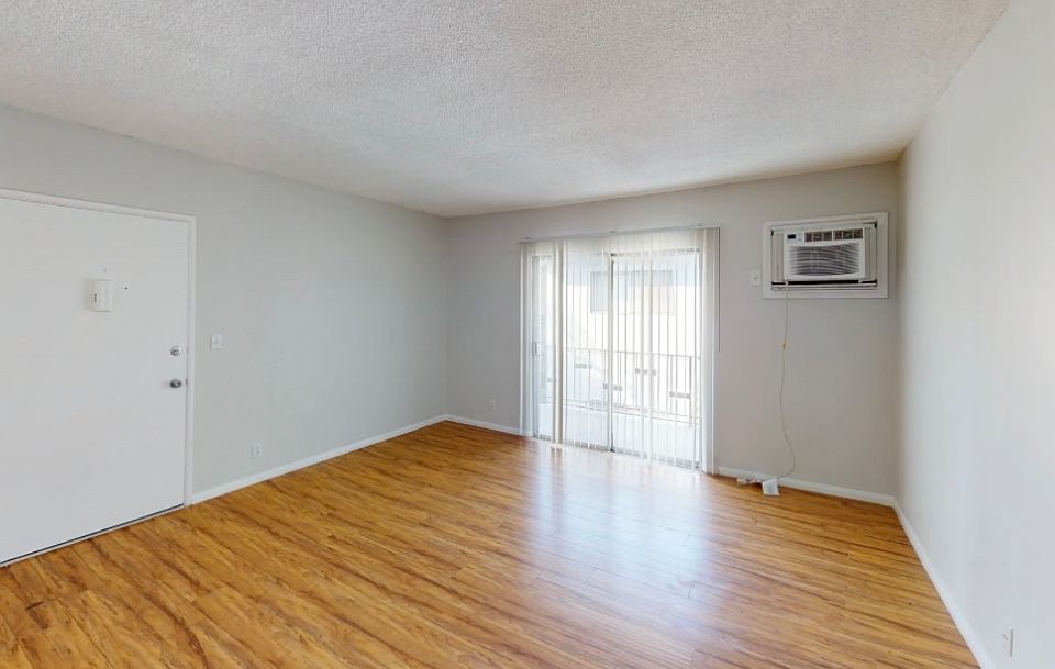 1st image of 501 E Live Oak Ave APT 204
