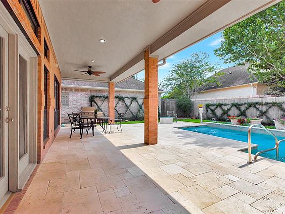 5th image of 3514 Emerald Falls Ct