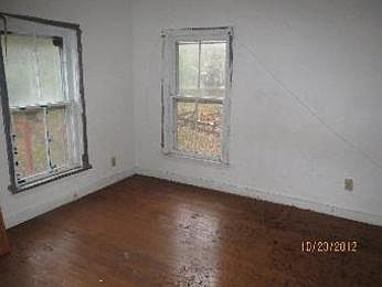 2nd image of 4677 Dewey Ave