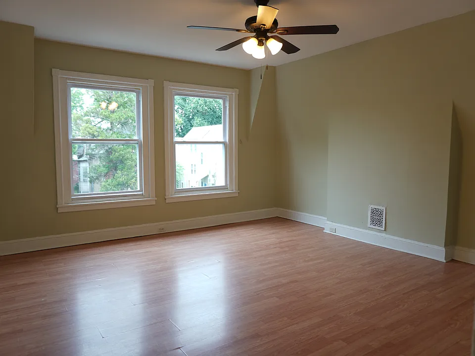 444 W Bringhurst St #3