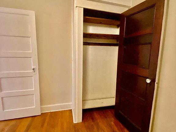 4th image of 126 Nethermont Ave Floor 1