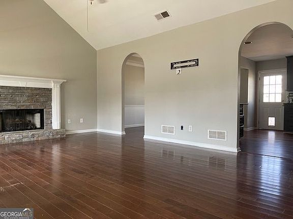 5th image of 114 Nelson Ridge Dr