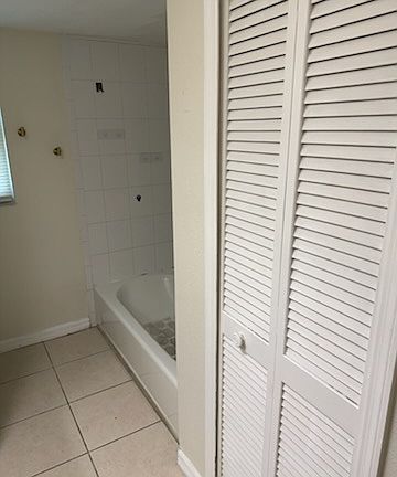 3rd image of 1526 Lindsay Ave