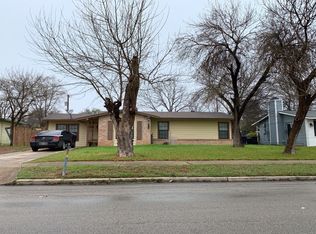 6915 Martinique Dr, San Antonio, TX 78227