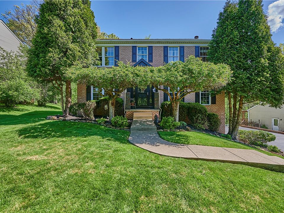1st image of 345 Glencove Dr