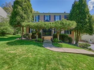 345 Glencove Dr, New Kensington, PA 15068
