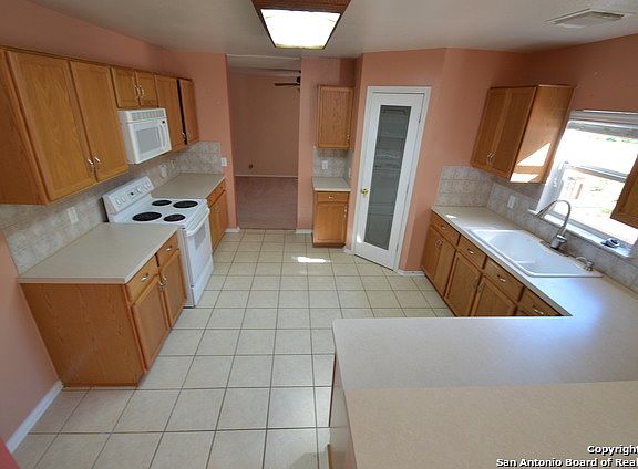 2nd image of 4081 Brook Hollow Dr