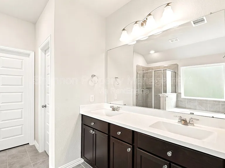 1202 Vilamoura Ct — Photo 28