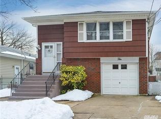 10 Washington Ave, Lynbrook, NY 11563