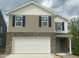1120 Aspen Ter, Greeneville, TN 37745