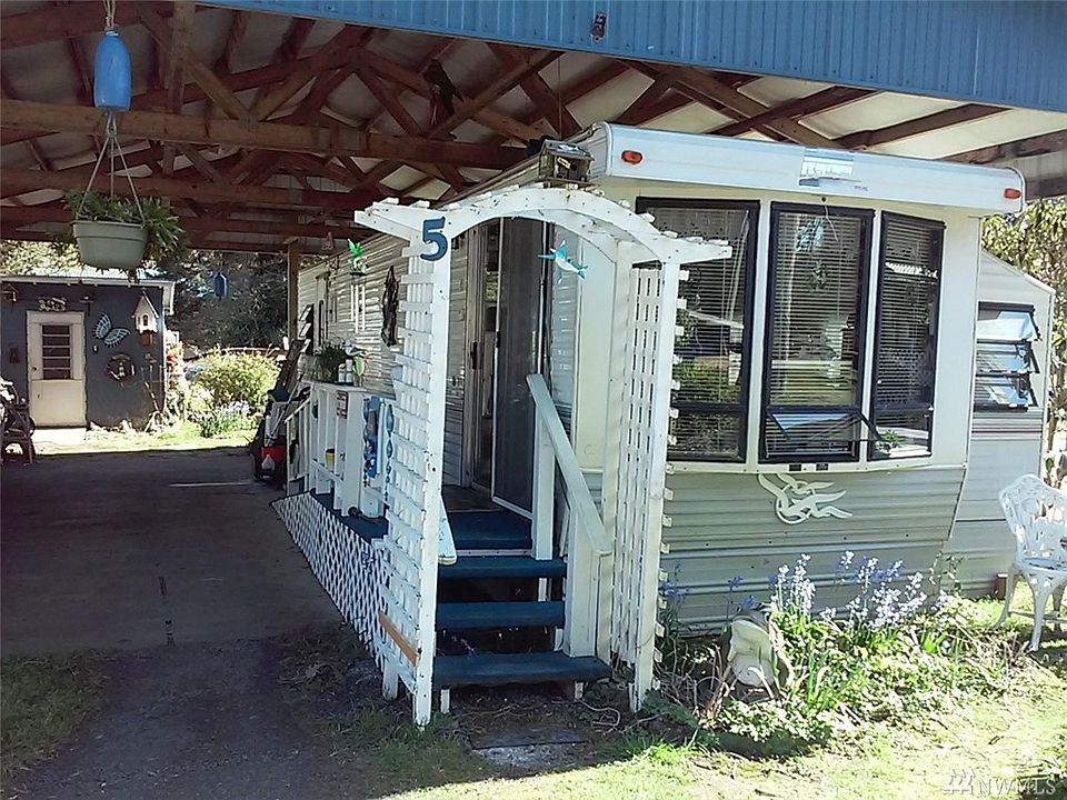 2nd image of 802 S Forrest St #5