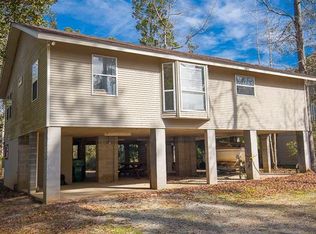 18219 Derbes Dr, Covington, LA 70433