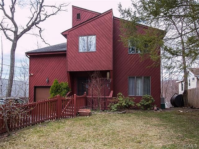 1st image of 25 Bluff Ave