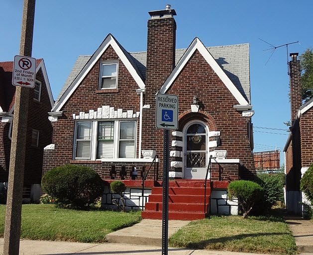 1st image of 5908 Ferris Ave