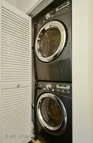 In-unit washer Dryer