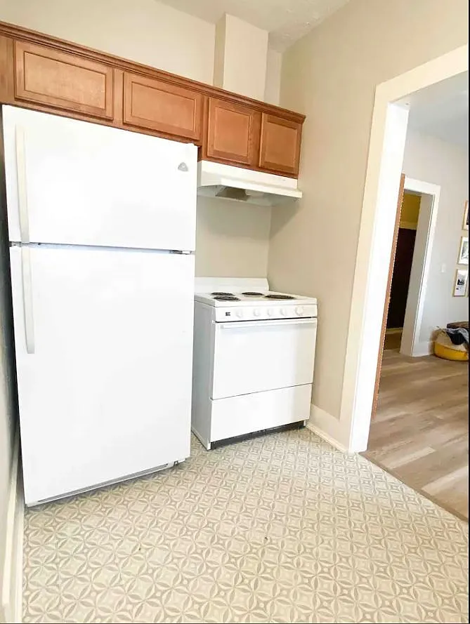 4 bed, 2.0 bath, 1728 sqft, $2,000 — Photo 3