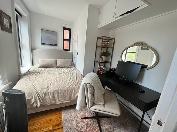 5th image of 169 Sullivan St APT 6