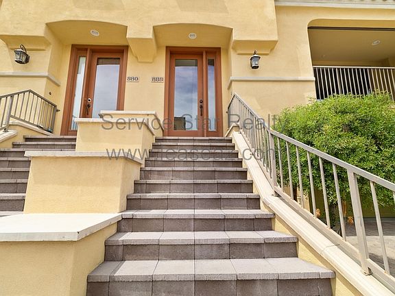 4th image of 888 N Imperial Pl