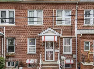 140-27 Rose Avenue image 1 of 26