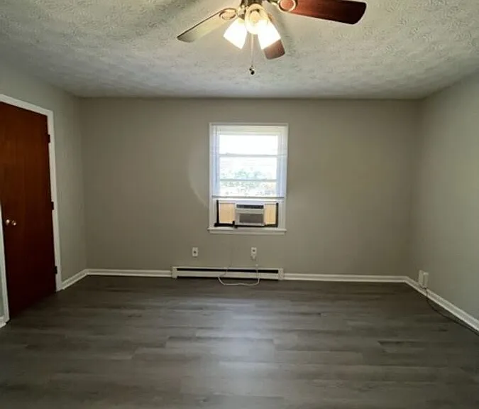 314 Walters Ln #B — Photo 13