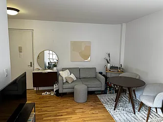 Rented by Living New York