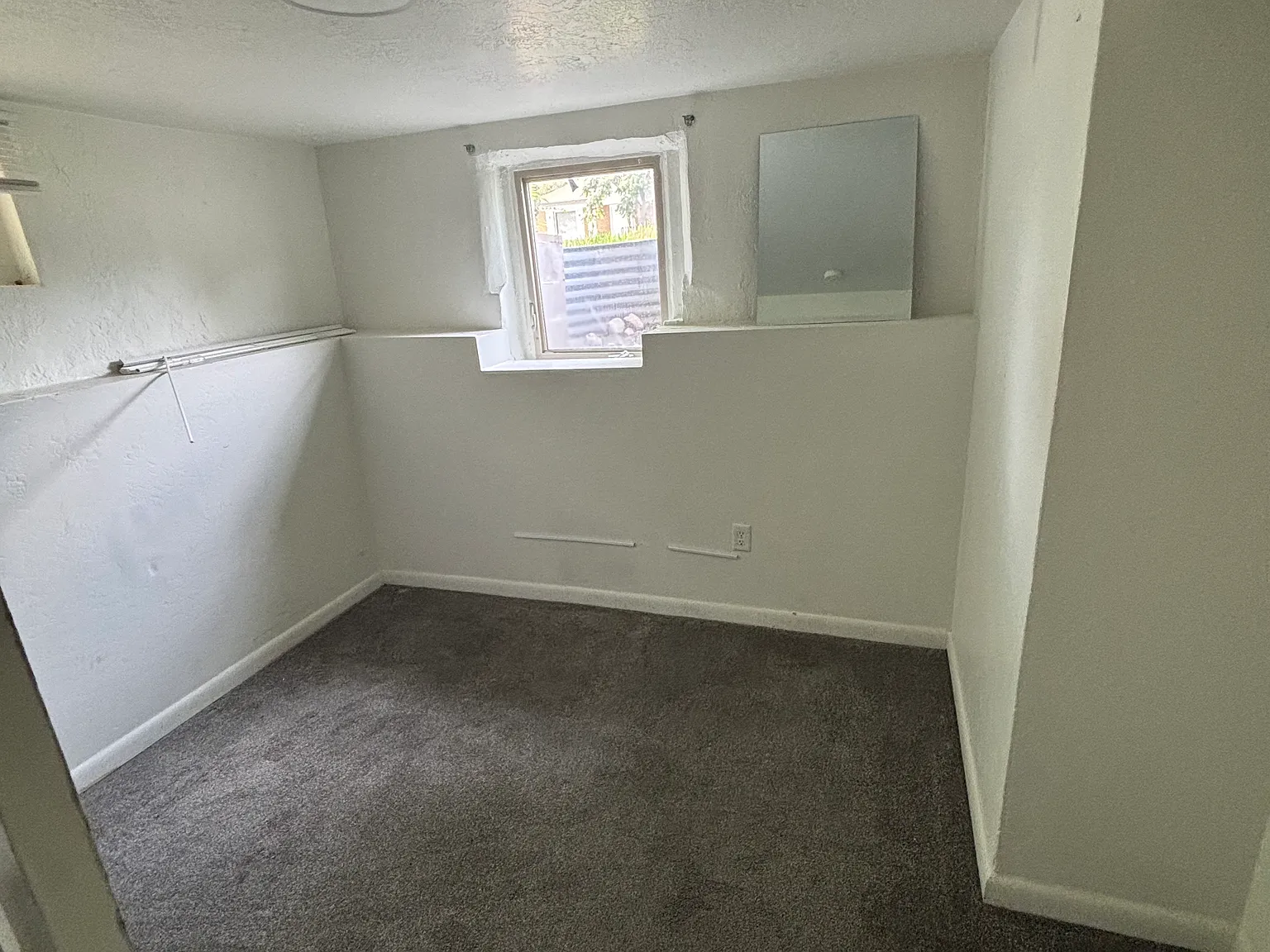 3 bed, $1,500 — Photo 4