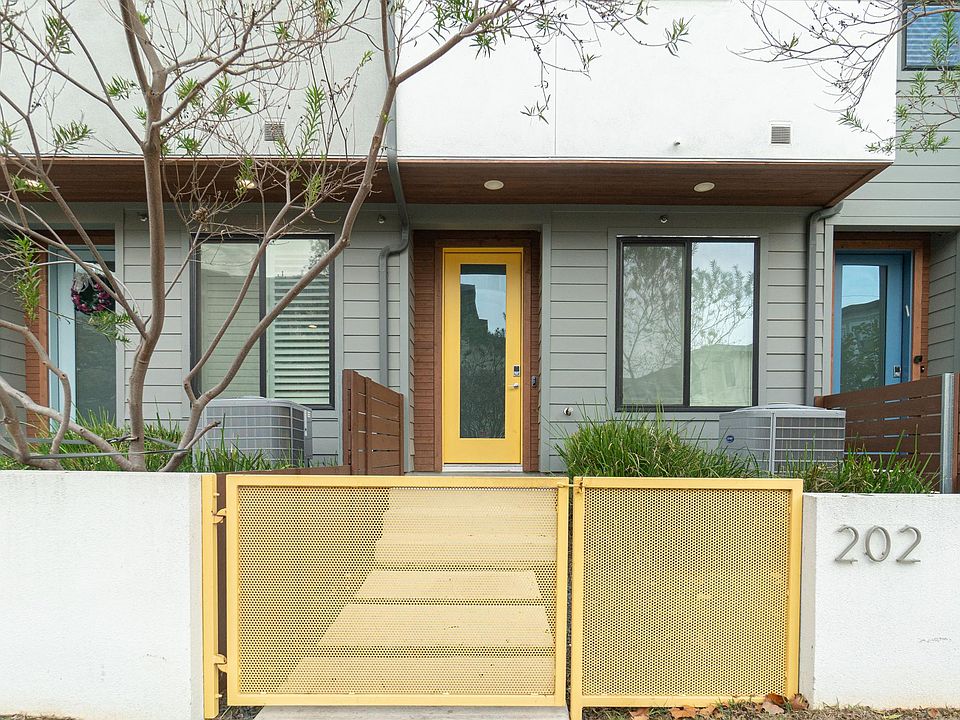 1st image of 102 Tendick St #202
