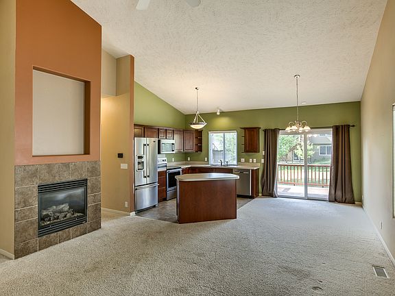 5th image of 14222 Huntington Ave
