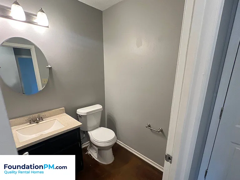 7063 Beringer Dr S — Photo 16