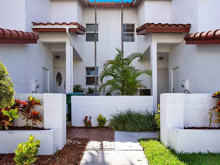20985 SW 84th Ave — Photo 8