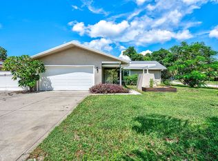 13331 Hacienda Dr, Largo, FL 33774