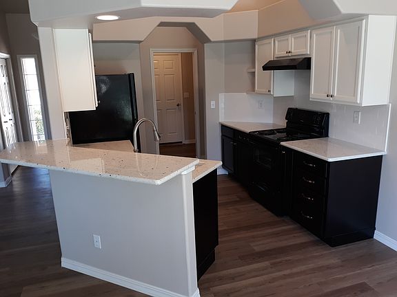 2nd image of 11883 W Driftwood Ct