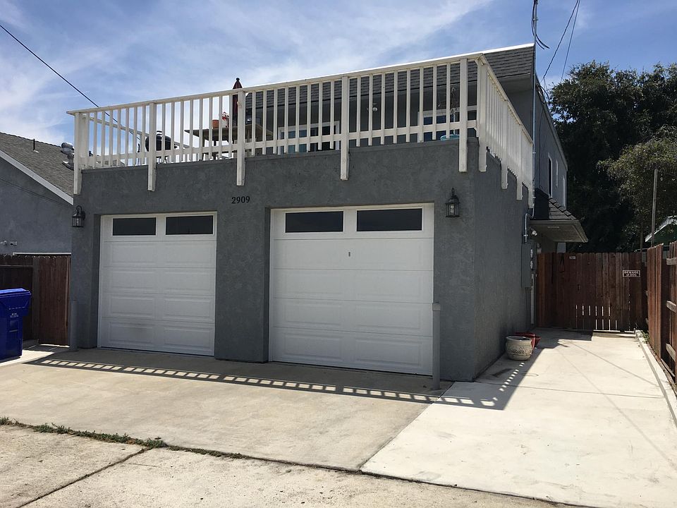 1st image of 2909 Vancouver Ave