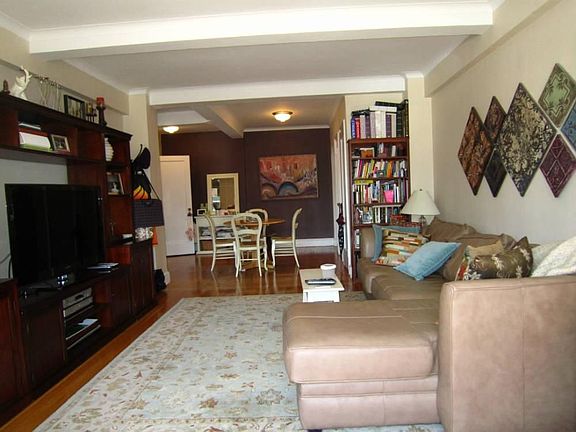 2nd image of 1 Christopher St APT 10B