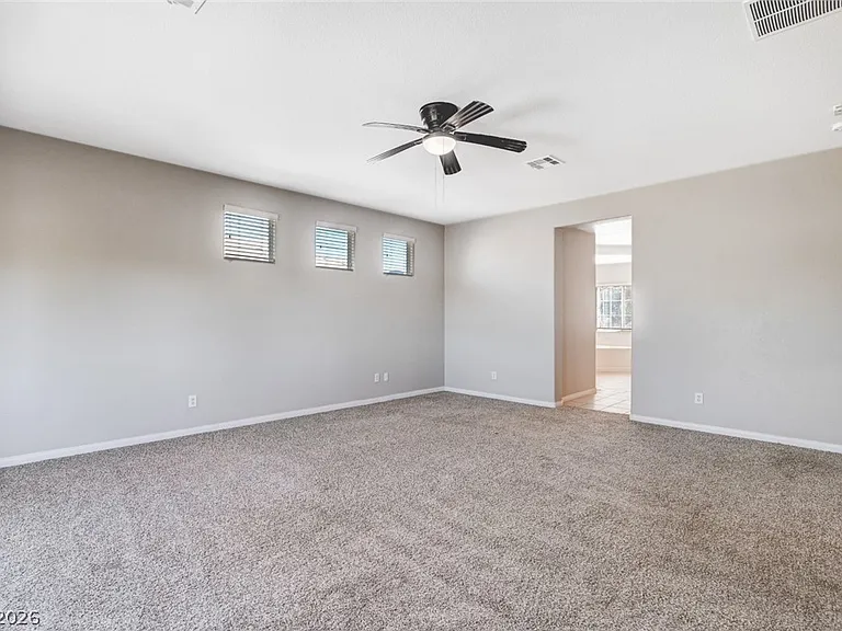 8170 Hawk Clan Ct — Photo 38