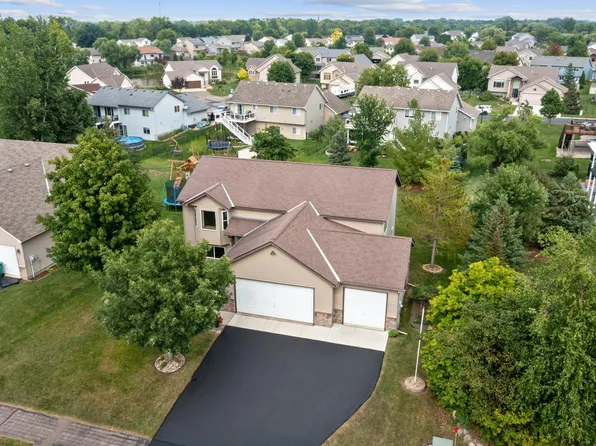 1530 Hidden Trl, Mayer, MN 55360