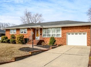 94 Richard St, Clark, NJ 07066