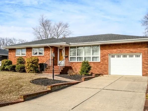 94 Richard St, Clark Twp., NJ 07066