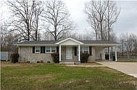 1st image of 901 Edgewood Dr