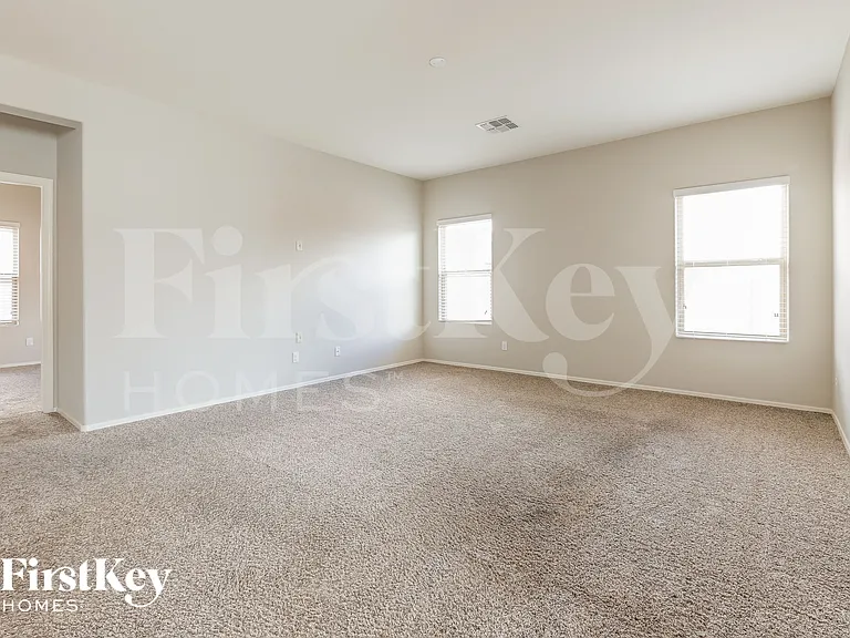 12386 W Reyher Farms Loop — Photo 6