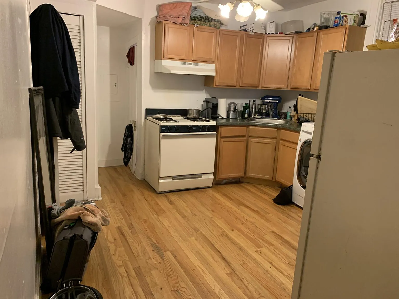 3006 North Sheffield Avenue #1R — Photo 2