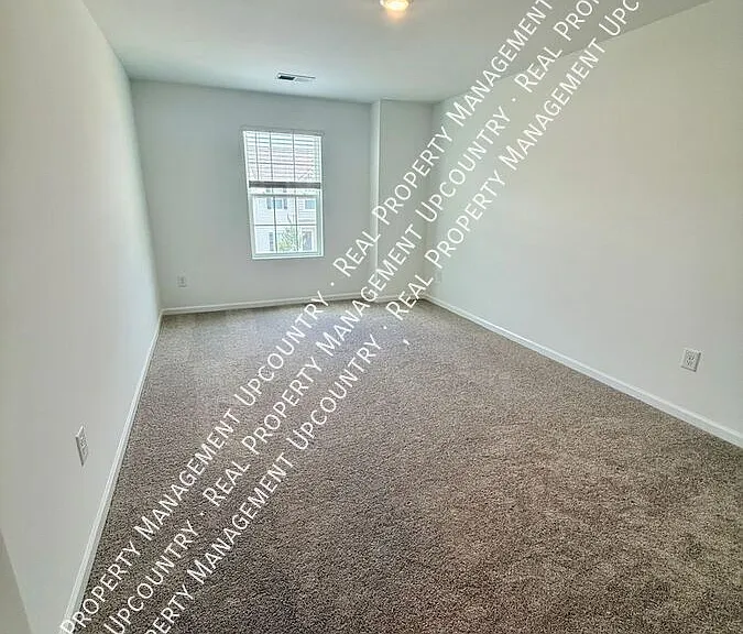 131 Holly Oak Ct — Photo 24