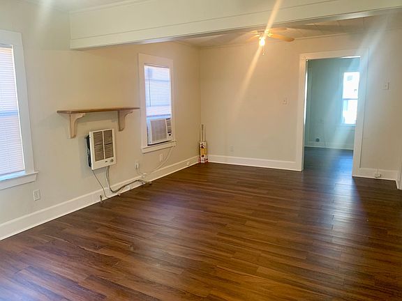 5th image of 204 W Foch St #329B02099