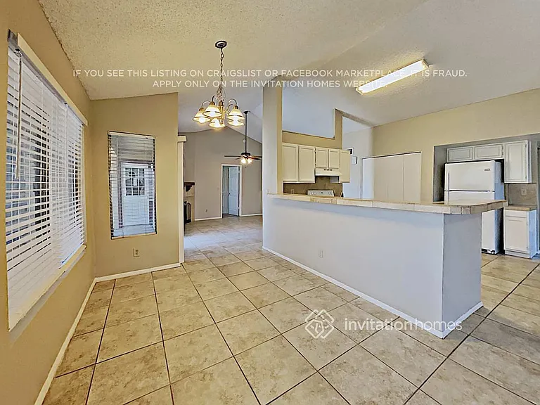 13020 N 55th Dr — Photo 8